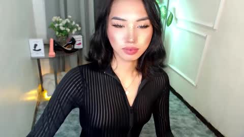 Snapshot of zelainalovetocum chatting on 03.11.25 zelainalovetocum online show from 03.11.25