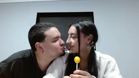 Zelda And Kuro online show from 11.16.25