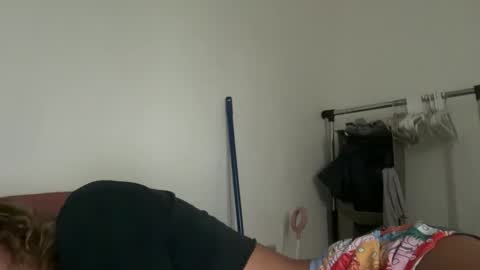 zellaxobella online show from 09.10.25