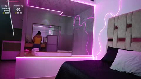 zenda_biancha online show from 04.09.26