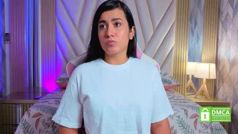 Snapshot of zendaya_cute chatting on 10.22.25 Zendaya online show from 10.22.25