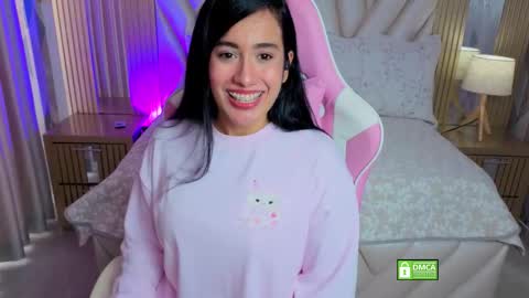 Snapshot of zendaya_cute chatting on 11.27.25 Zendaya online show from 11.27.25