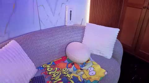 zendaya online show from 12.04.25