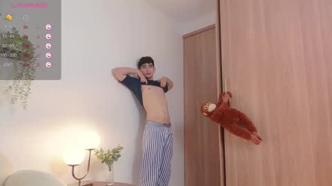 Zenn online show from 03.10.25