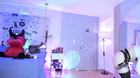    online show from 10.24.25