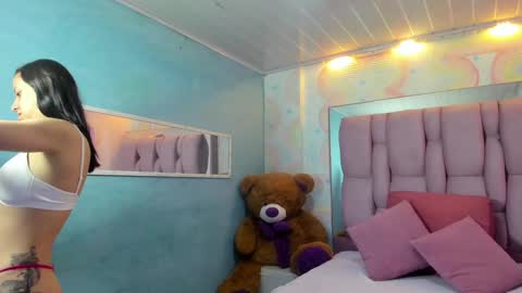 ZEPHYRA ANGELS online show from 01.05.25