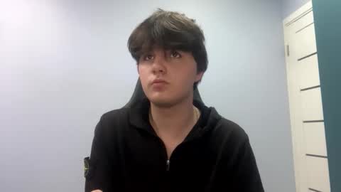 Snapshot of zeroflux_ chatting on 12.16.25 Arthur online show from 12.16.25