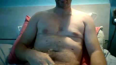 Snapshot of zeus00811 chatting on 09.18.25 zeus online show from 09.18.25