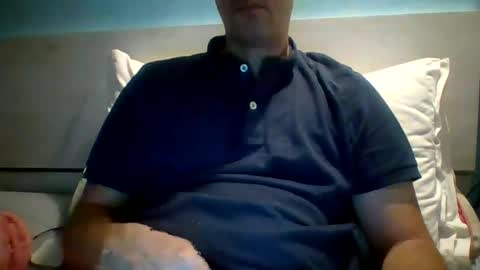 Snapshot of zeus00811 chatting on 10.16.25 zeus online show from 10.16.25