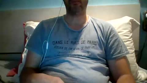 Snapshot of zeus00811 chatting on 10.28.25 zeus online show from 10.28.25