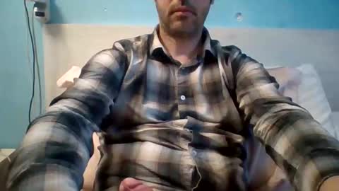 Snapshot of zeus00811 chatting on 03.23.26 zeus online show from 03.23.26
