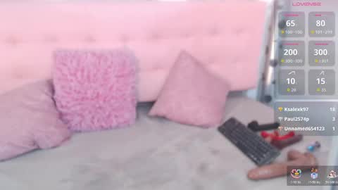 ZHAMIRA  ANDRES online show from 05.30.26