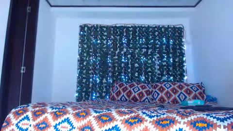 zhannaya online show from 10.17.25