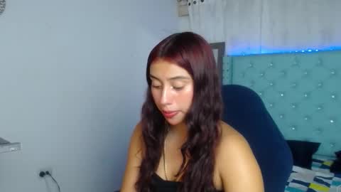 Snapshot of zharyt_sweet chatting on 11.18.25 Zharyt online show from 11.18.25