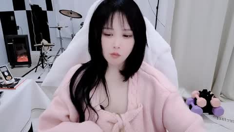 zhen online show from 04.03.26