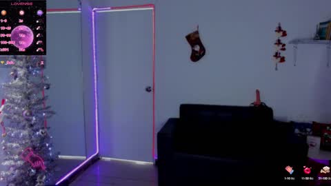 zhoestrong online show from 12.25.24