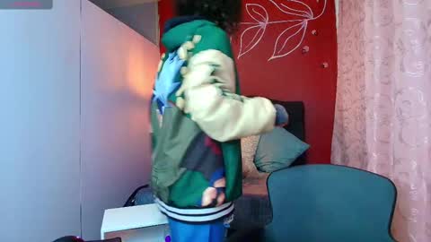 Zia Green online show from 03.04.25