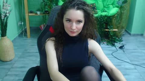 zianichols online show from 02.03.25