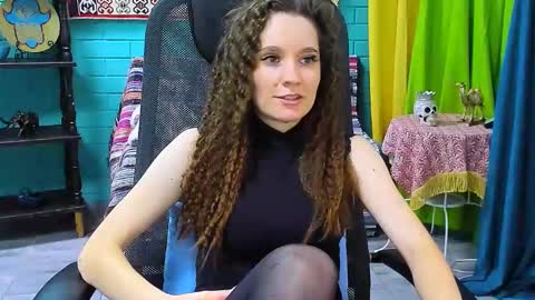 zianichols online show from 02.11.25