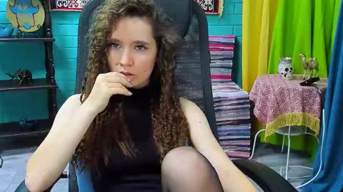 zianichols online show from 02.24.25