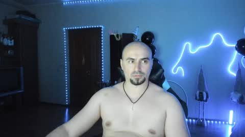Snapshot of ziesh chatting on 04.22.26 Ziesh online show from 04.22.26