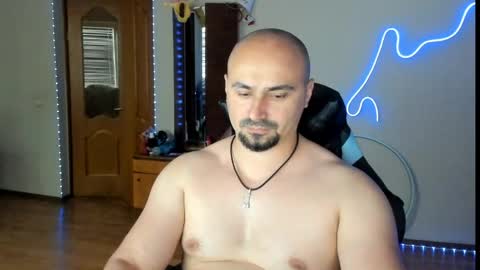 Snapshot of ziesh chatting on 05.22.26 Ziesh online show from 05.22.26