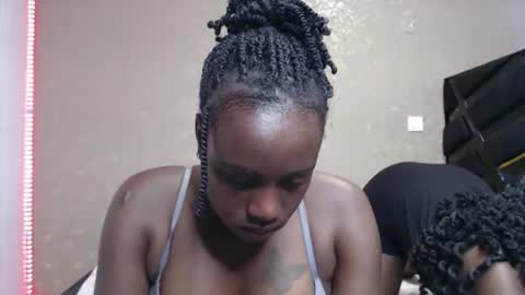 Snapshot of zinadine_ chatting on 01.13.26 Zinadine online show from 01.13.26