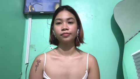 Mia online show from 12.17.25