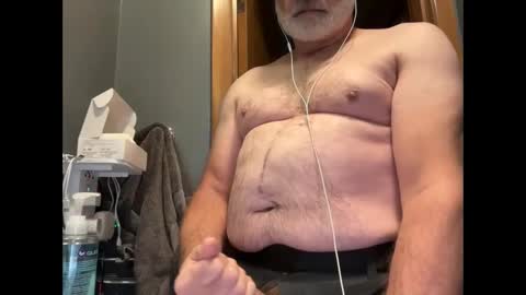 Snapshot of zinger283069 chatting on 10.22.25 zinger283069 online show from 10.22.25