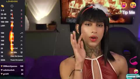 Snapshot of zion__lee chatting on 12.13.25 Zion online show from 12.13.25