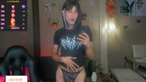 Snapshot of zion__lee chatting on 02.19.26 Zion online show from 02.19.26