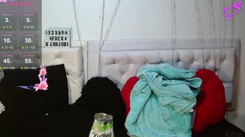 Snapshot of zion_bora chatting on 12.05.24 Zion Bora online show from 12.05.24