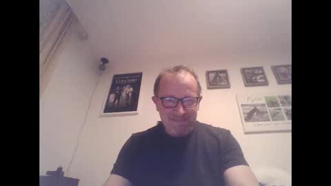 Snapshot of zippi55 chatting on 11.23.25 Zippi online show from 11.23.25