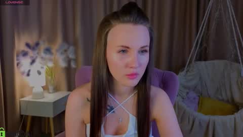 Zlata  Mon Tue Thu Fri Sun Sa GMT 3 0000pm - 0600pm  online show from 10.11.25