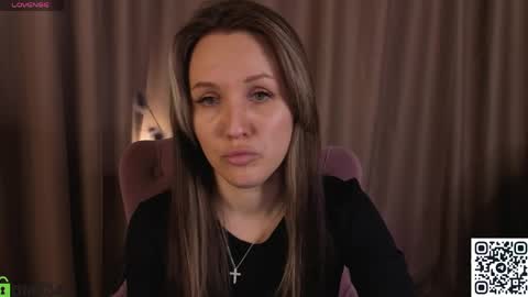 Zlata  Mon Tue Thu Fri Sun Sa GMT 3 0000pm - 0600pm  online show from 05.11.26