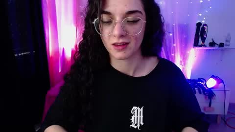 Snapshot of zoe_0111 chatting on 01.20.25 zoe_0111 online show from 01.20.25