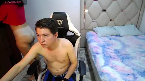 ZOE AND JACK online show from 04.13.26