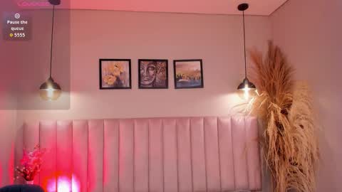 zoe_banks_ online show from 10.12.25