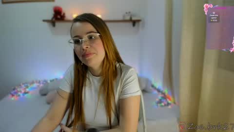 Snapshot of zoe_brk chatting on 04.15.26 zoe brk online show from 04.15.26