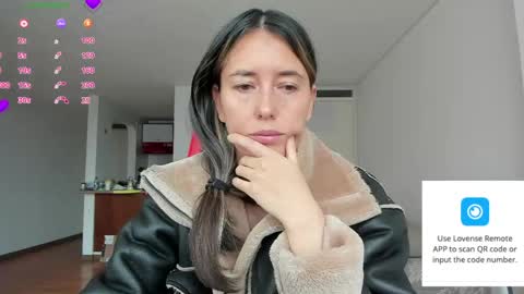 Snapshot of zoe_jeane_beker chatting on 06.02.26 ZOE online show from 06.02.26