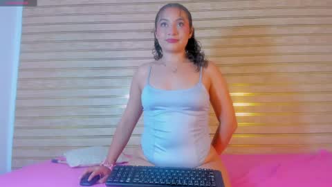 Zoe  online show from 04.17.26