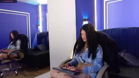 zoe  online show from 03.23.26