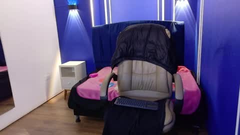 zoe  online show from 03.27.26