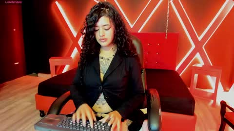 zoe  online show from 04.10.26