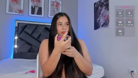 zoe_longhair online show from 03.26.26