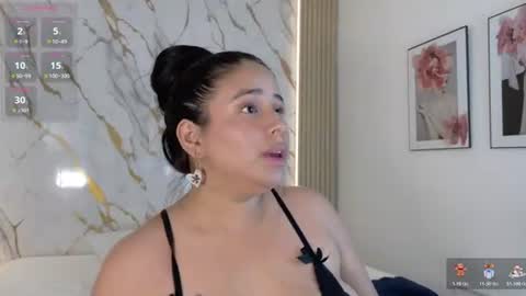 Snapshot of zoe_longhair chatting on 07.13.26 zoe_longhair online show from 07.13.26