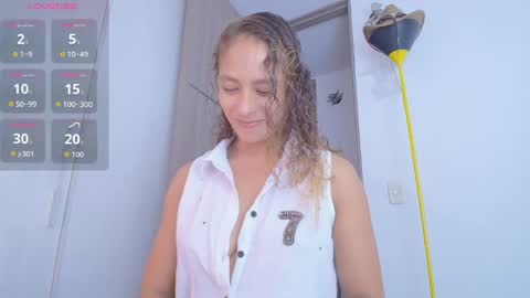 Snapshot of zoe_moon85 chatting on 01.07.26 zoe online show from 01.07.26