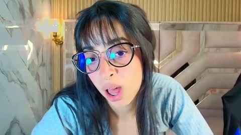 Zoe  online show from 09.12.25