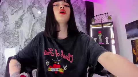 zoe_rosse00 online show from 11.19.25