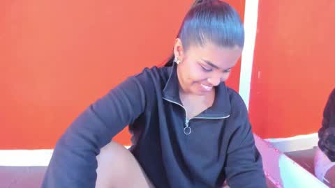 Zoe online show from 02.10.25